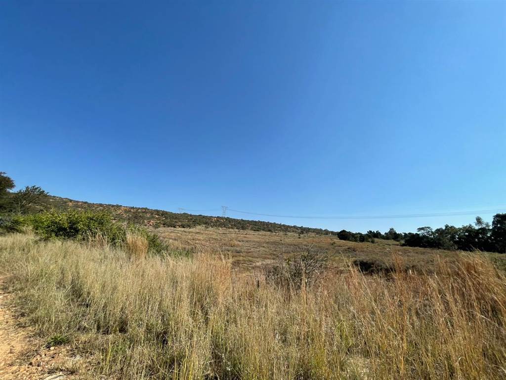 11 ha Land available in Zwavelpoort photo number 2