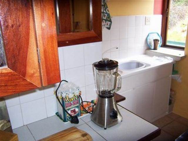 2 Bed Apartment in Simons Town photo number 8