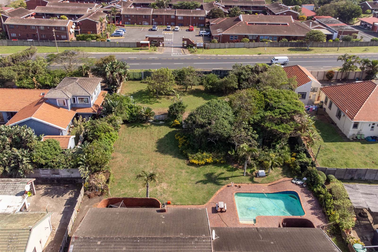 1257 m² Land available in Athlone Park photo number 4