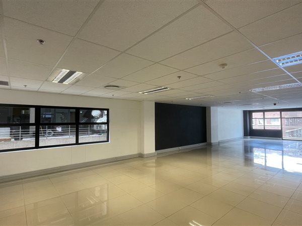 186  m² Commercial space in Cape Town City Centre