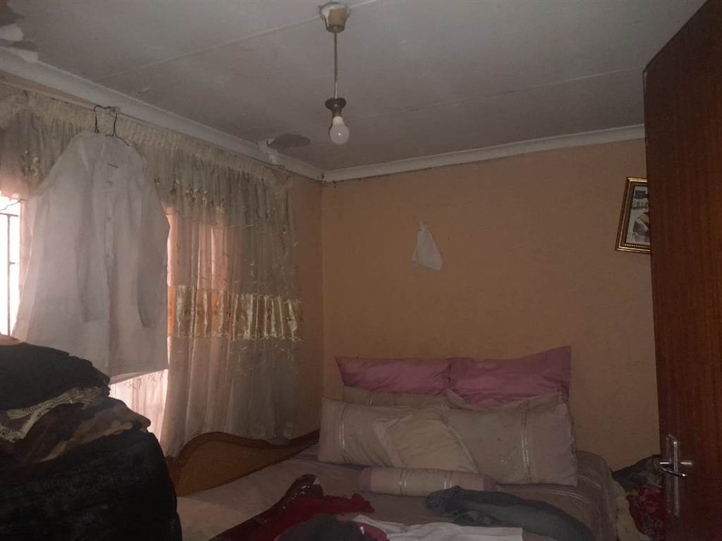 3 Bed House in Daveyton photo number 9