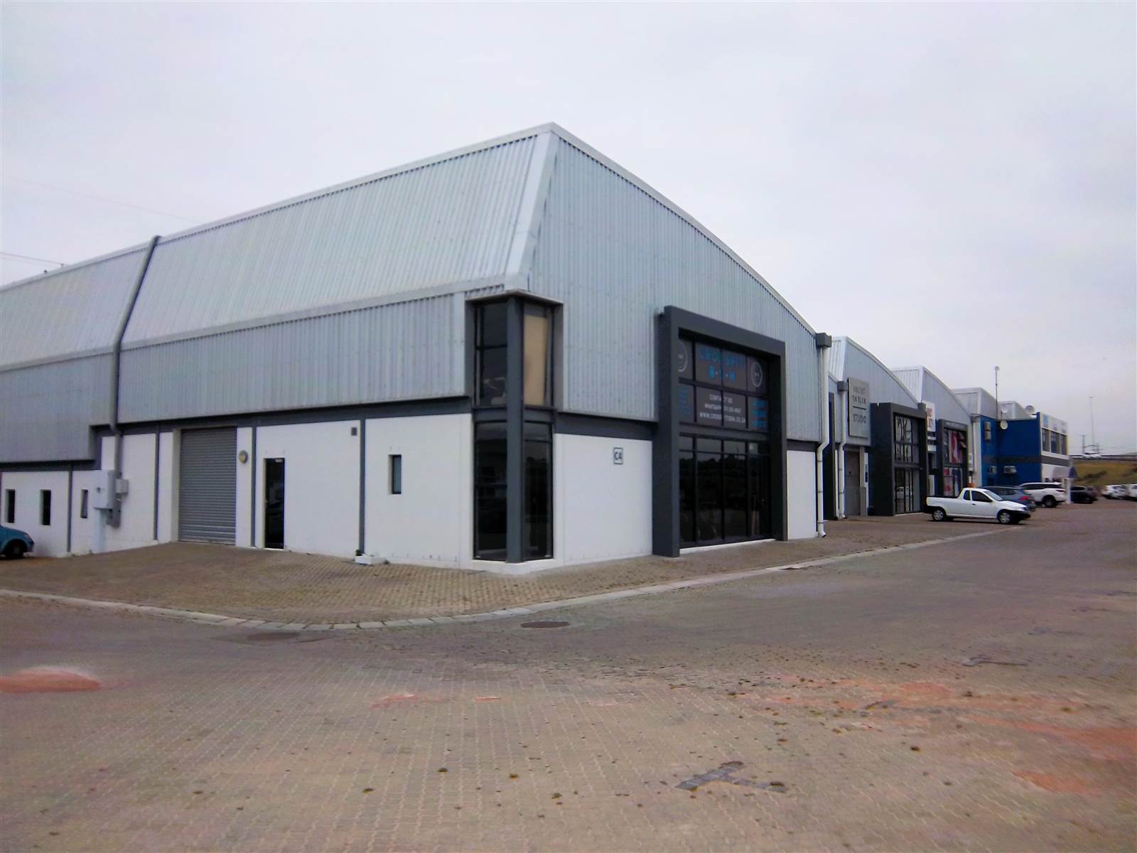 302  m² Industrial space in Firgrove photo number 1