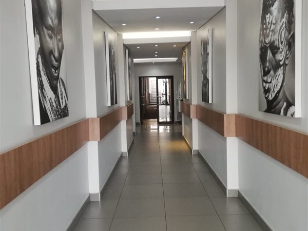 137  m² Office Space in Bellville Central