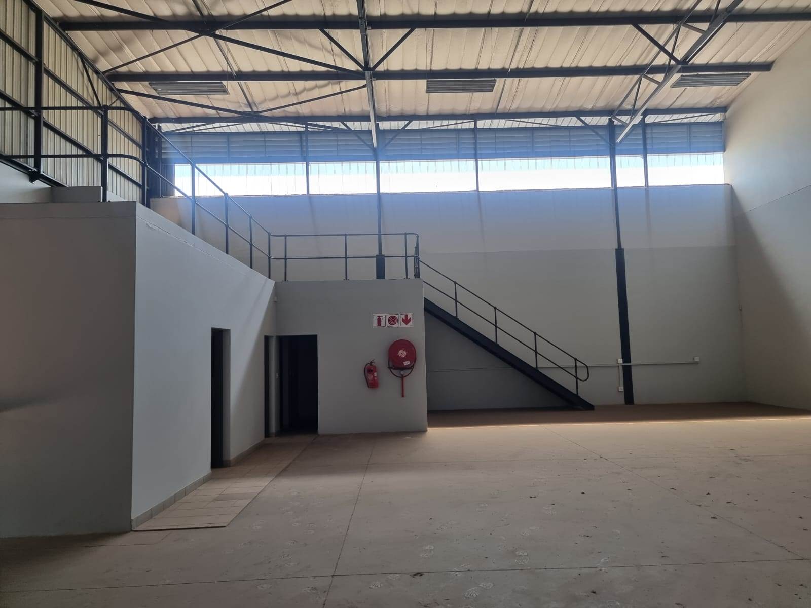 1632  m² Industrial space in Silverton photo number 4