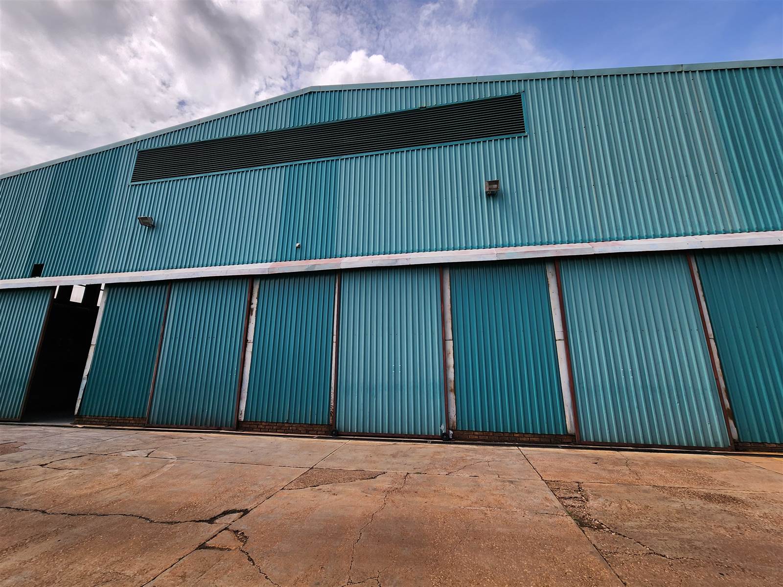 2200  m² Industrial space in Rosslyn photo number 21