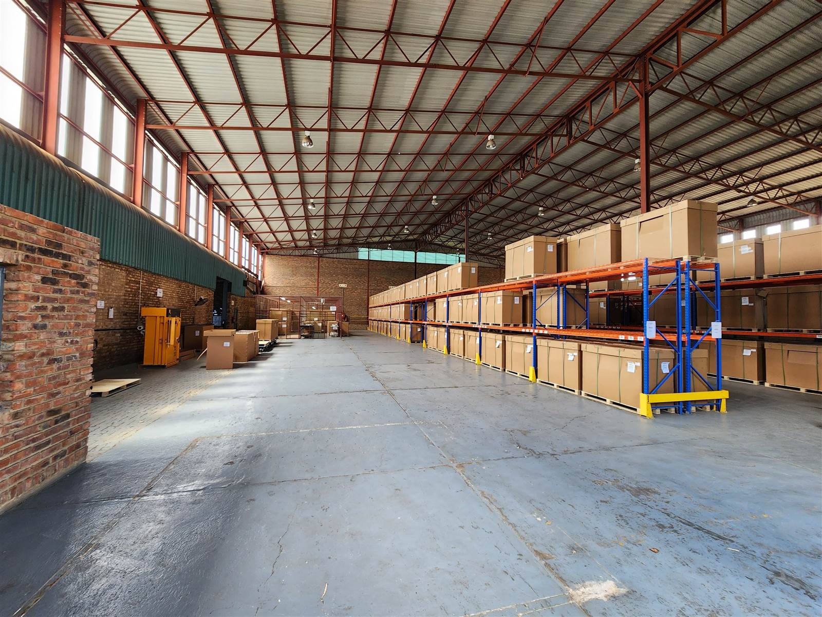 2200  m² Industrial space in Rosslyn photo number 7