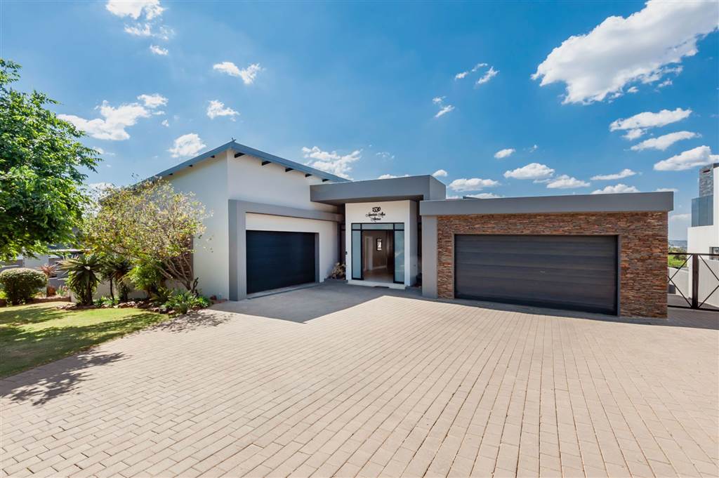 5 Bedroom House