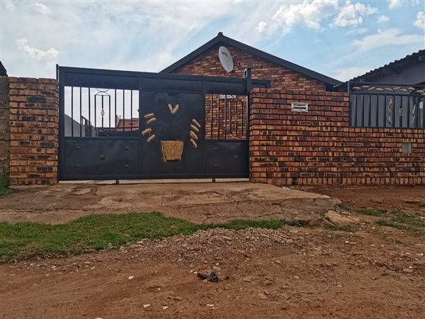 3 Bedroom House 3 Bedroom House