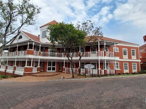618  m² Commercial space in Bryanston