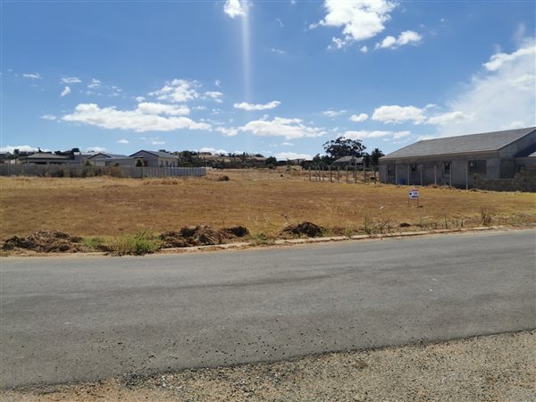 1057 m² Land available in Moorreesburg