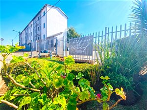 2 Bed Apartment in Fleurhof