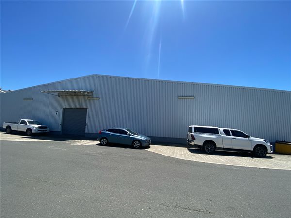 960  m² Commercial space in Gately