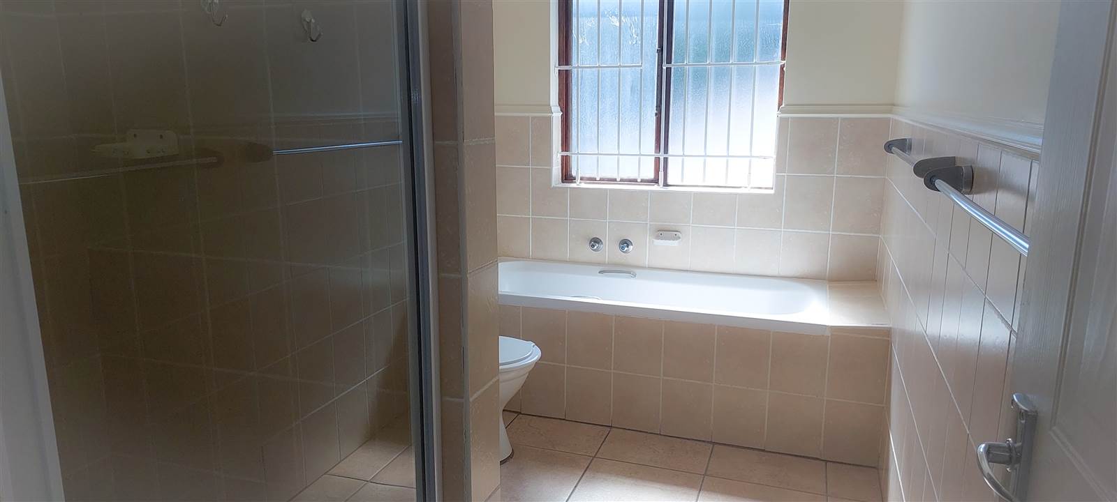3 Bed Townhouse in Ballito photo number 8