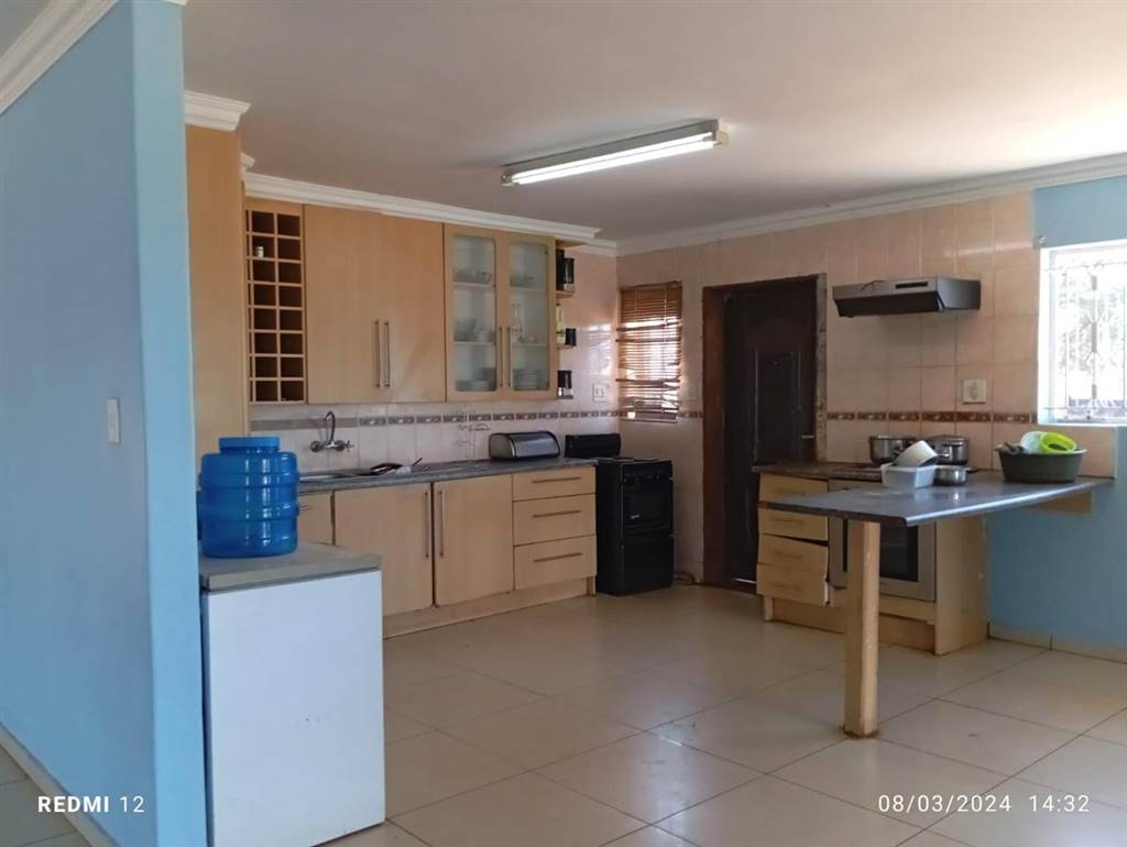 4 Bed House in Mothibistad photo number 6