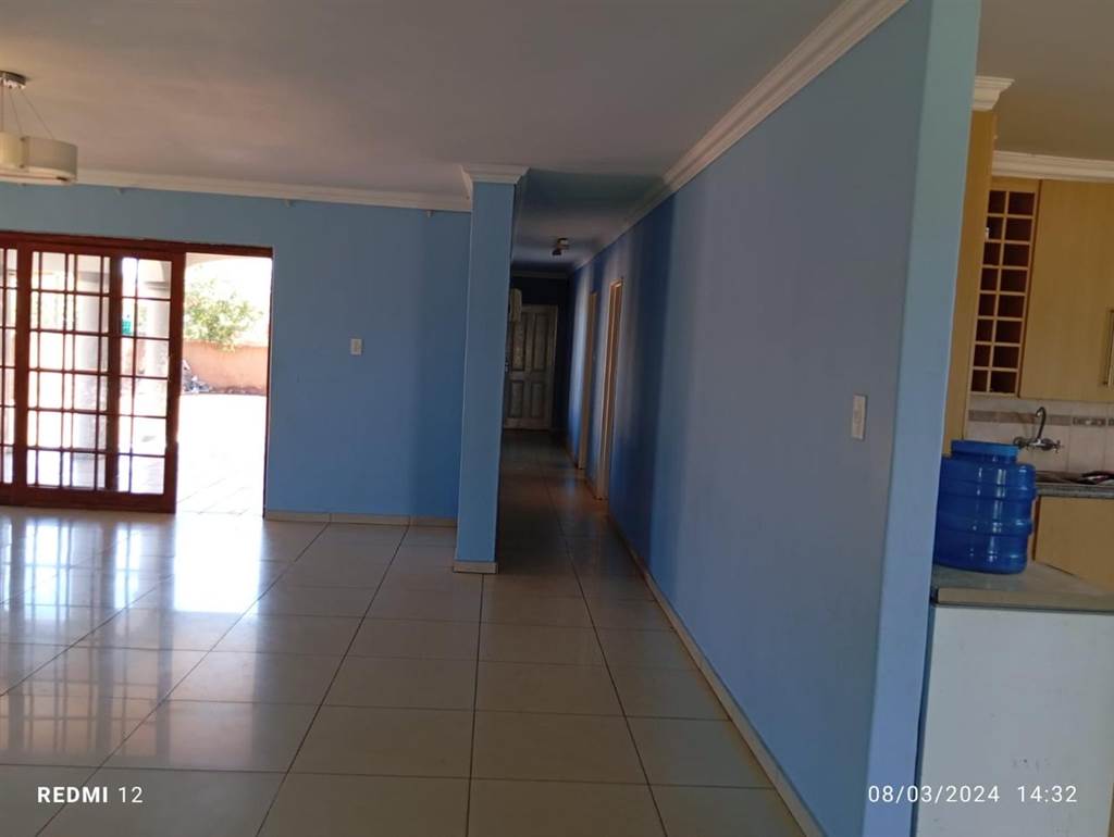 4 Bed House in Mothibistad photo number 7