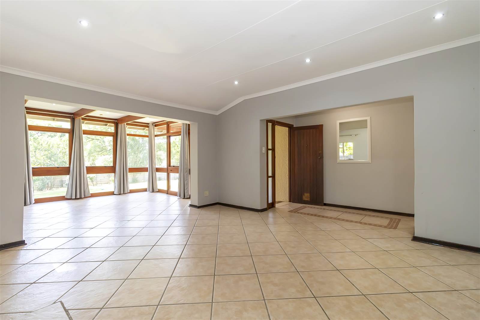 4 Bed House in Randpark photo number 3
