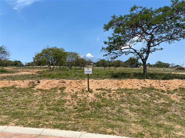 978 m² Land available in Sonheuwel