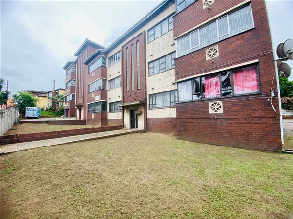 2.5 Bed Flat