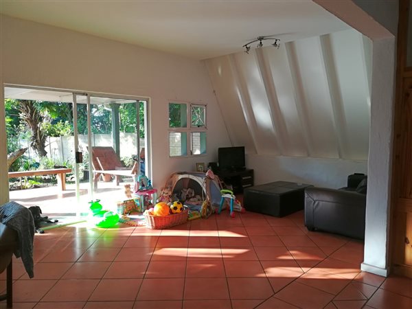 2 Bedroom Townhouse 2 Bedroom Townhouse