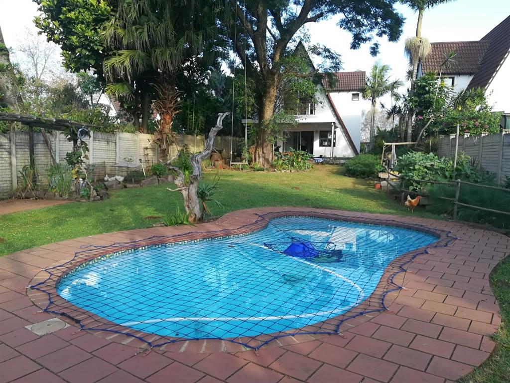 2 Bedroom Townhouse 2 Bedroom Townhouse