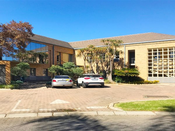 680 m² Office Space 680 m² Office Space