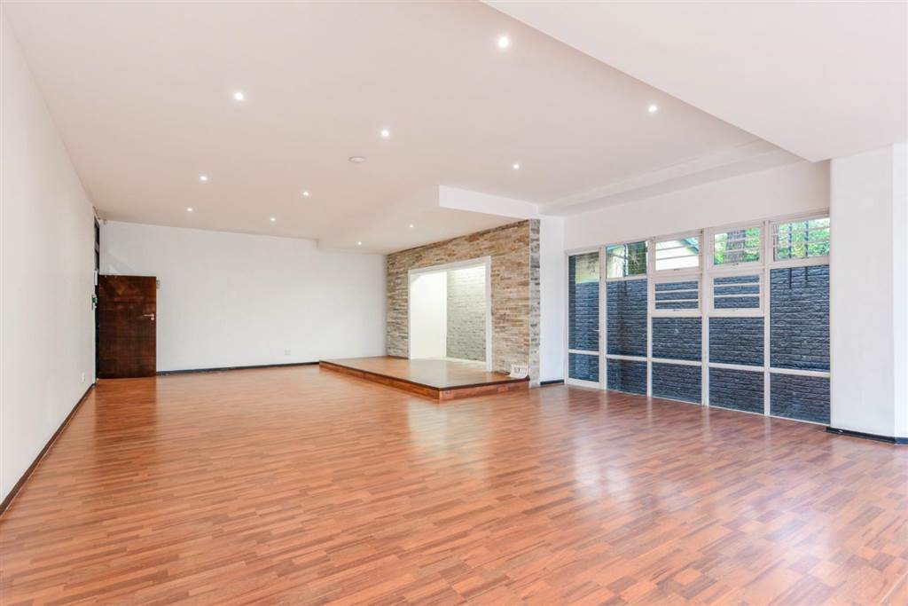 2193  m² Commercial space in Blairgowrie photo number 26