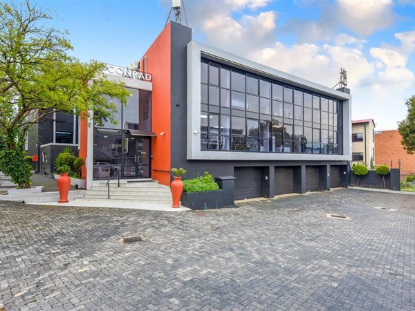 2193  m² Commercial space in Blairgowrie