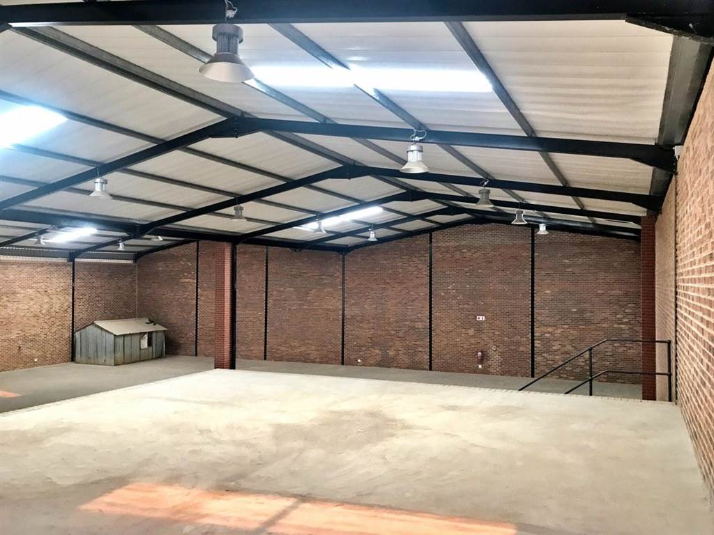 525  m² Industrial space in Pomona photo number 11