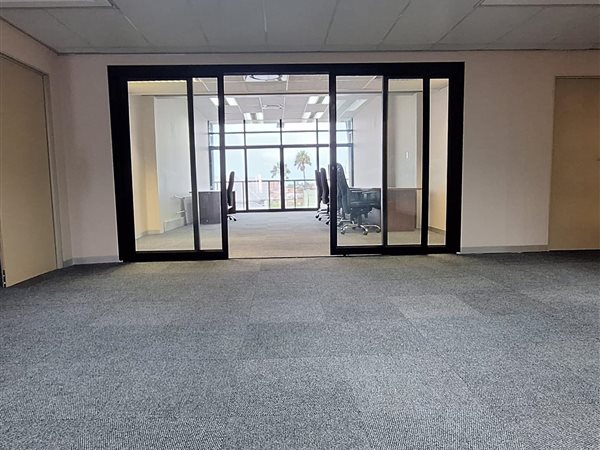 127  m² Office Space