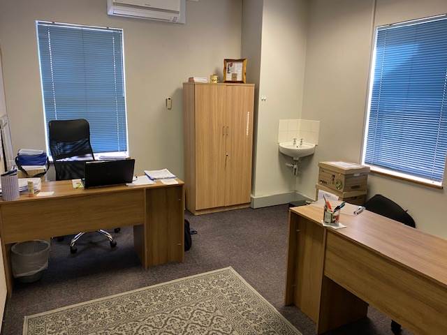 115  m² Office Space in Paarl Central East photo number 8