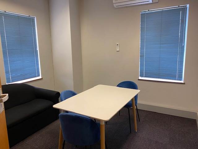 115  m² Office Space in Paarl Central East photo number 12