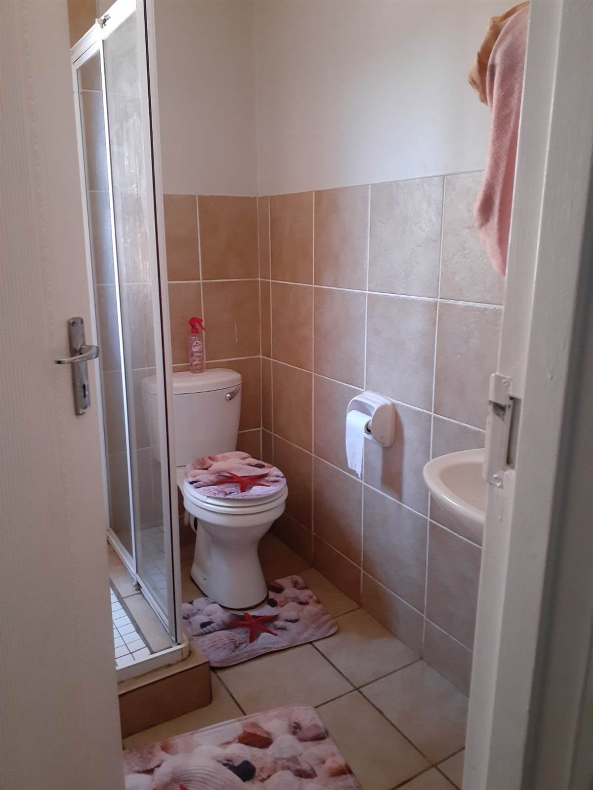 2 Bed Flat in Annlin photo number 15