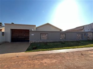 3 Bed House in Lenasia South