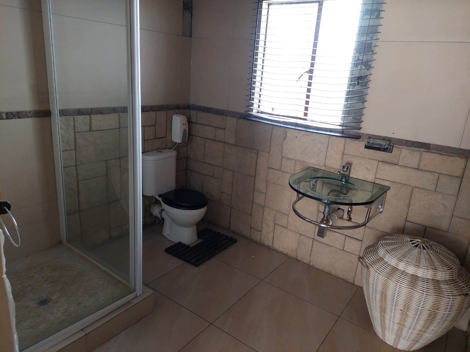 3 Bed House in Tlhabane photo number 18