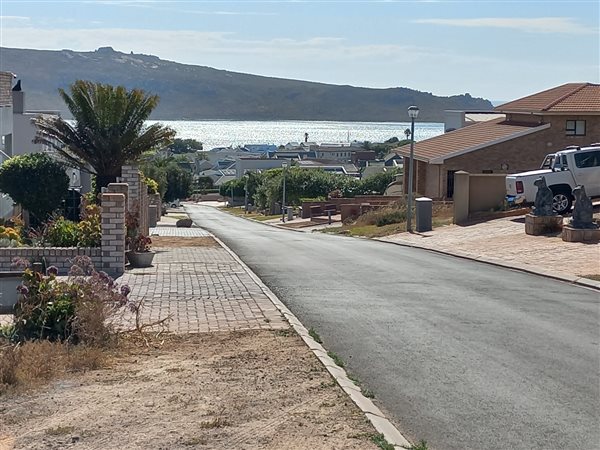 713 m² Land available in Myburgh Park