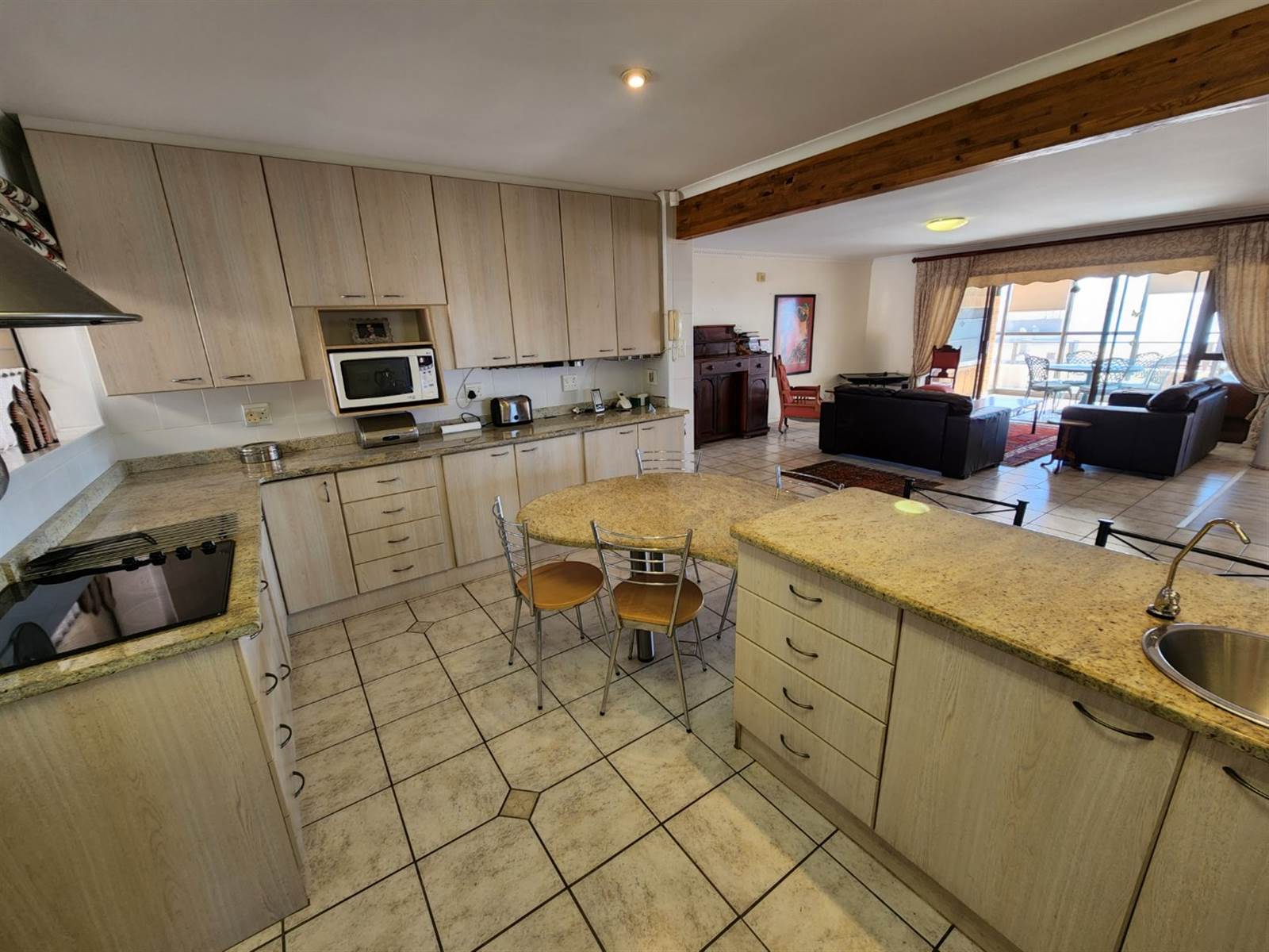 3 Bed House in Mossel Bay Central photo number 9