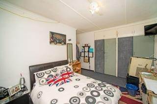 3 Bed House in Marlands photo number 12