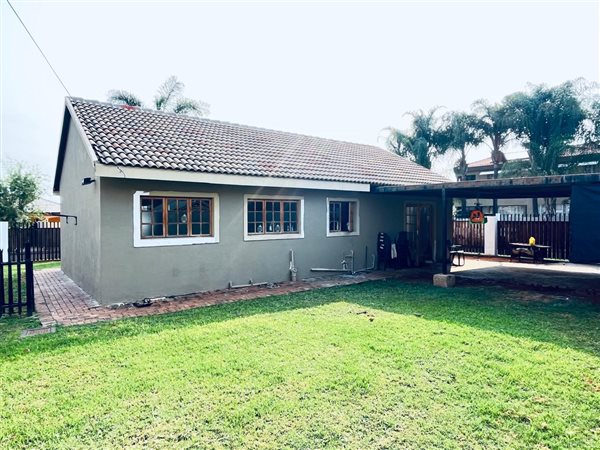 2 Bedroom House 2 Bedroom House