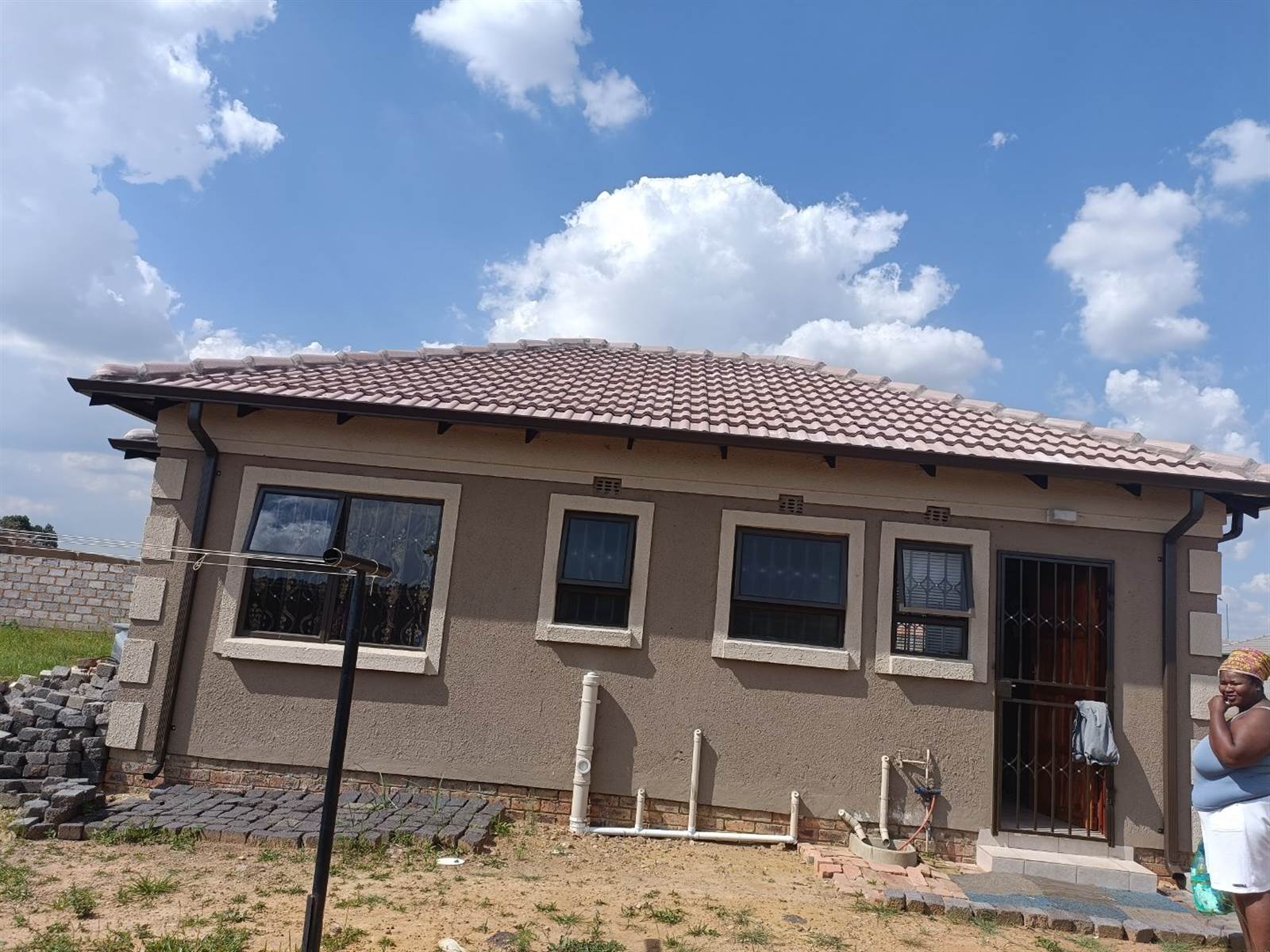 3 Bed House in Randfontein Central photo number 3