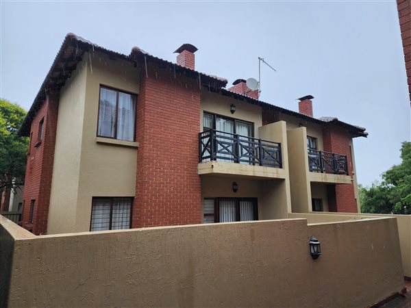 2 Bed Apartment in Pretorius Park