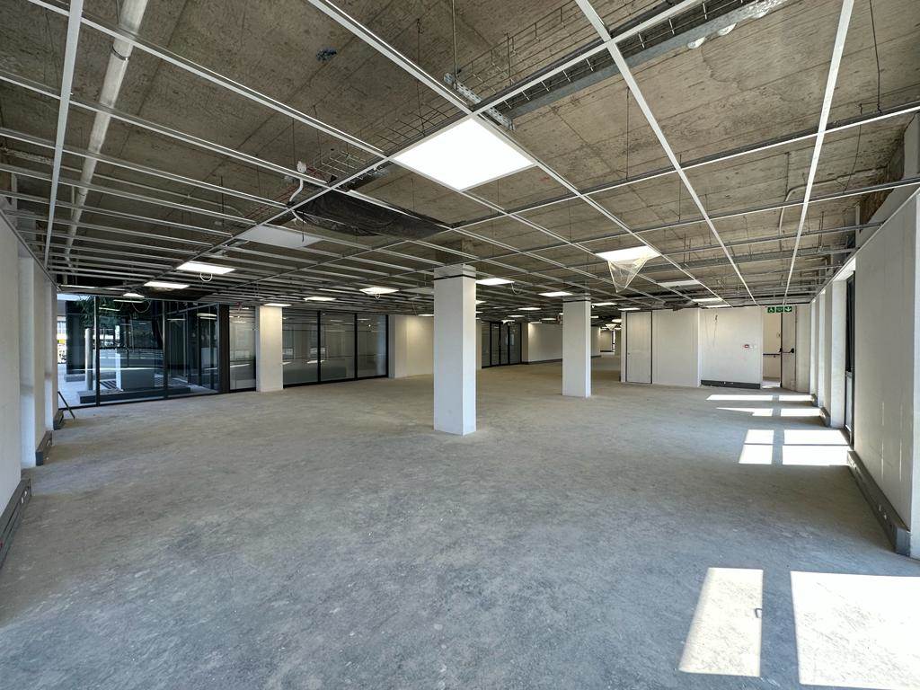 241  m² Commercial space in Vorna Valley photo number 3