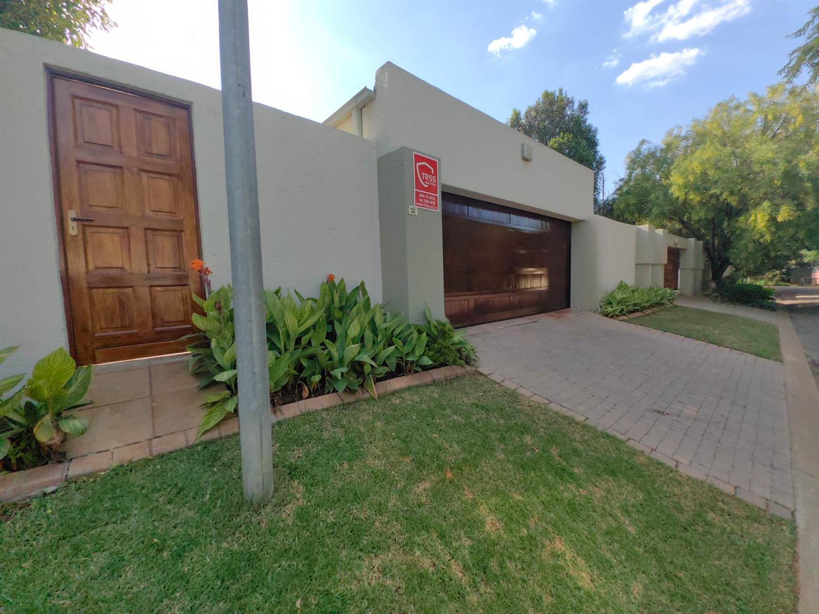 4 Bed House in Johannesburg North photo number 3