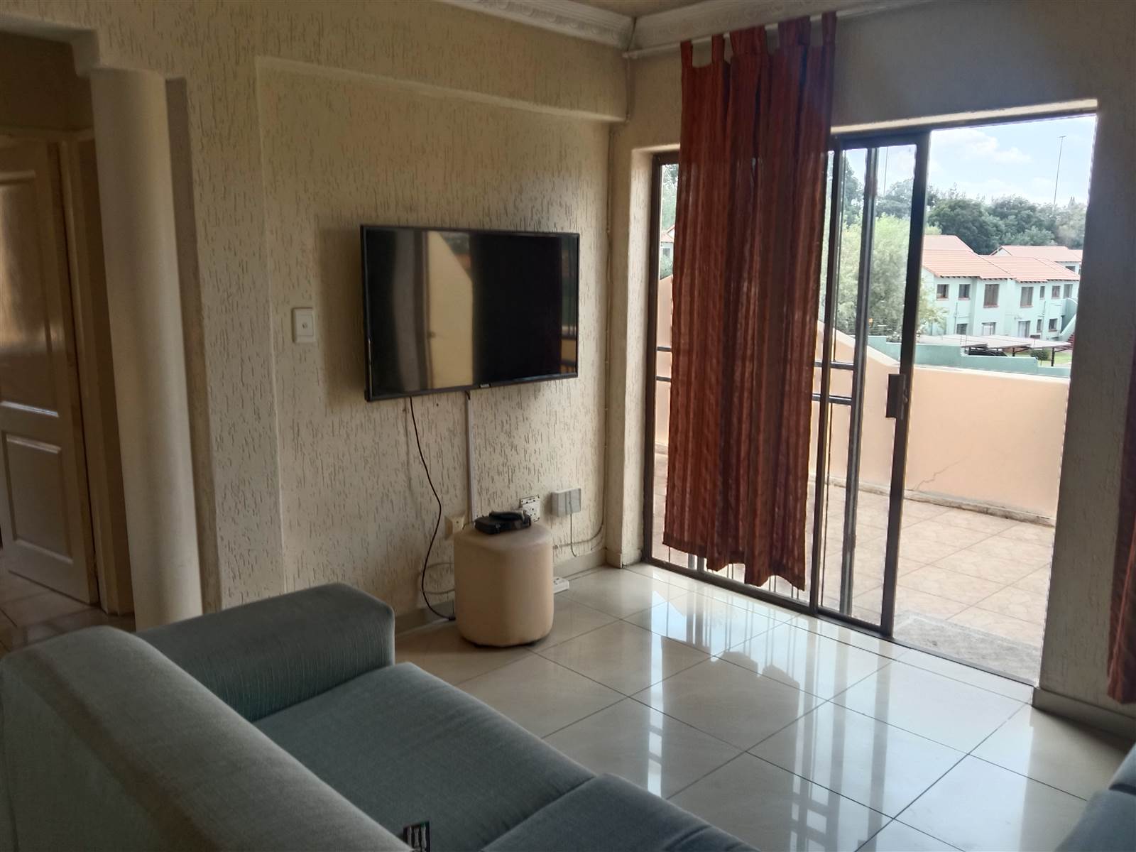 2 Bed Apartment in Mondeor photo number 17