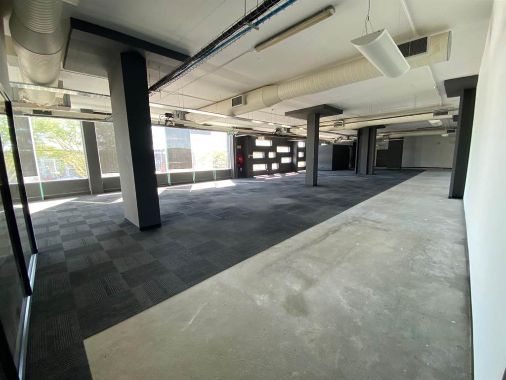 860  m² Commercial space in Paarden Eiland photo number 19