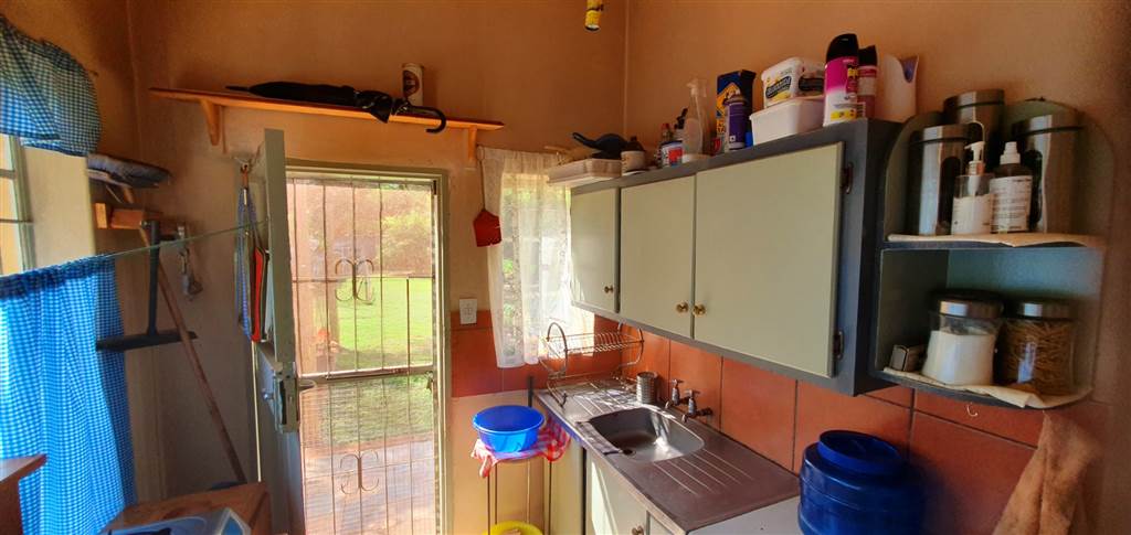 2 Bed House in Mookgophong (Naboomspruit) photo number 14