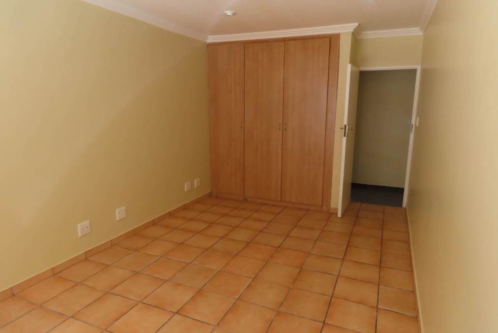 2 Bed Cluster in Lyttelton Manor photo number 7