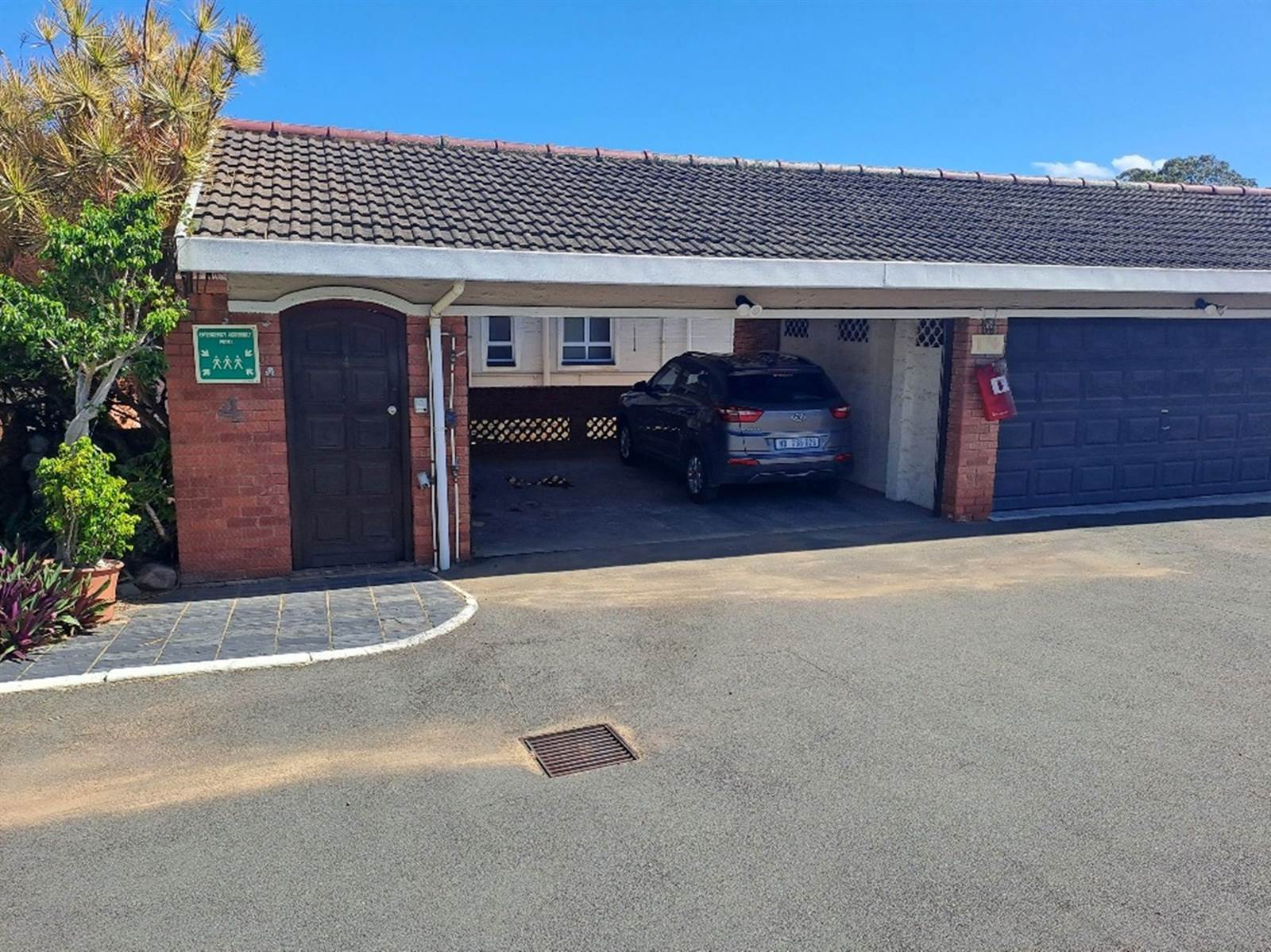 3 Bed Townhouse in Umgeni Park photo number 15