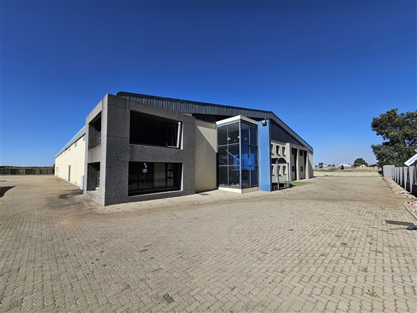 2850  m² Industrial space