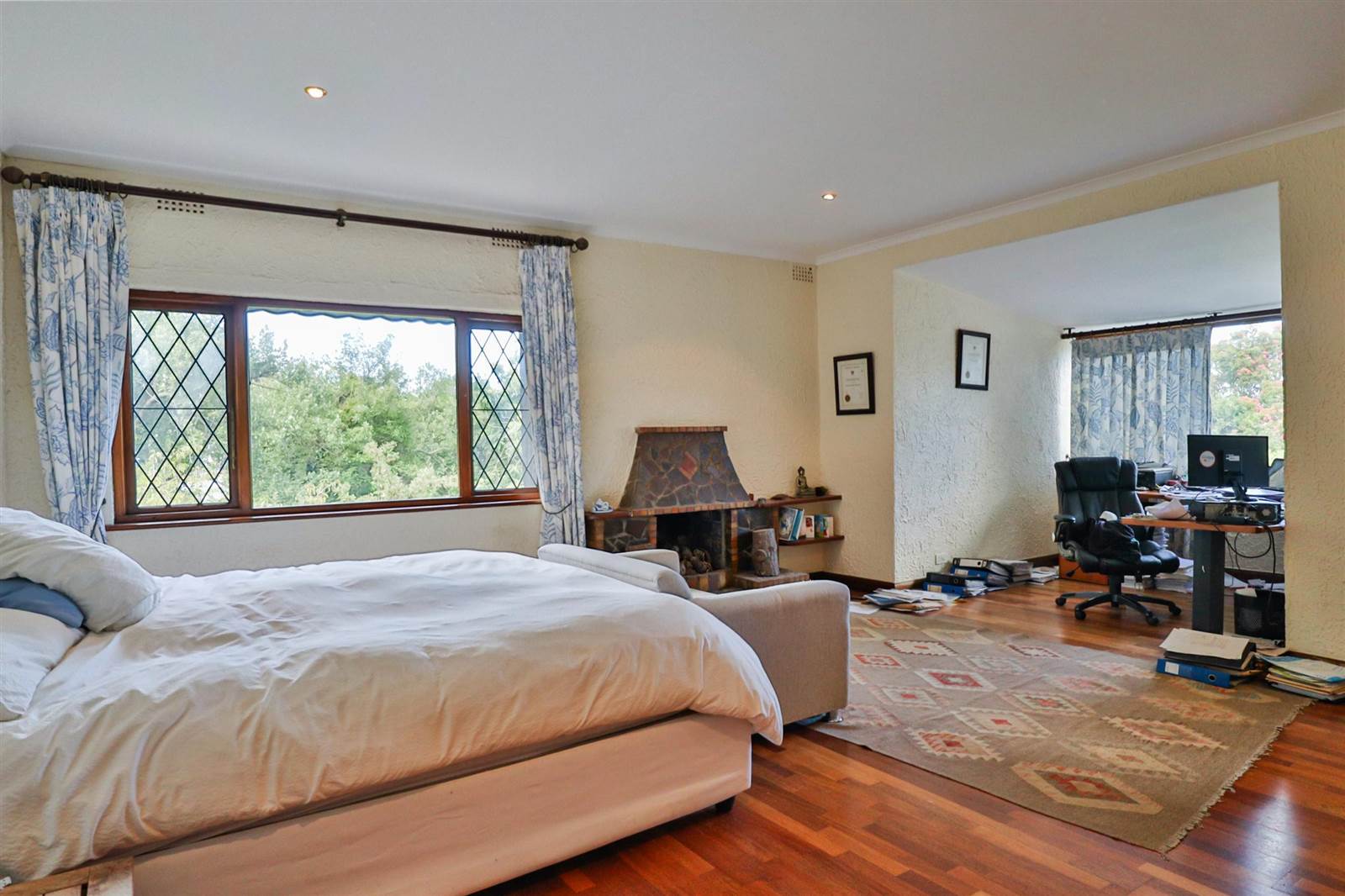4 Bed House in Constantia Upper  photo number 17
