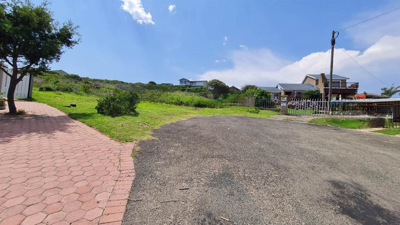 896 m² Land available in Dana Bay photo number 11